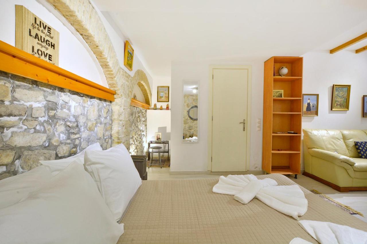 Studio In Corfu Town Buitenkant foto