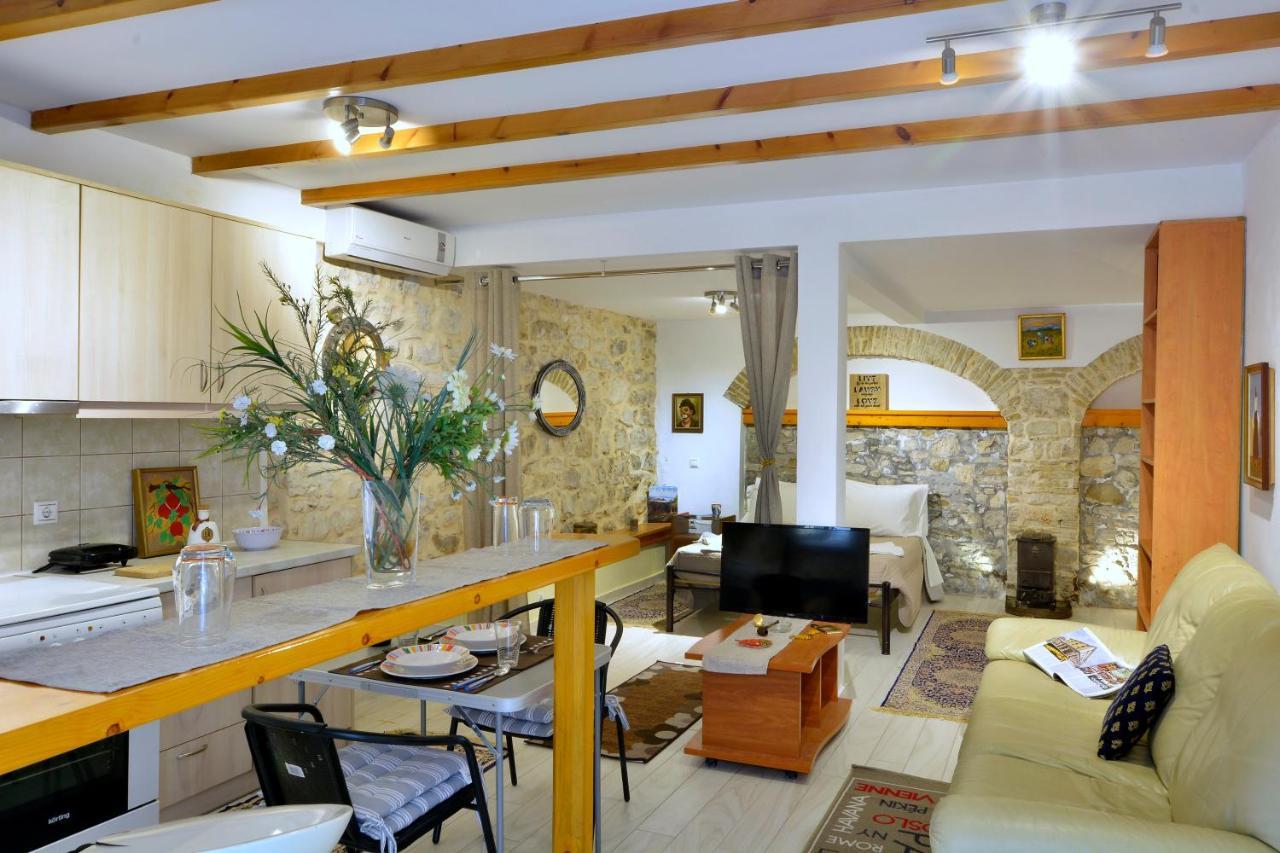 Studio In Corfu Town Buitenkant foto