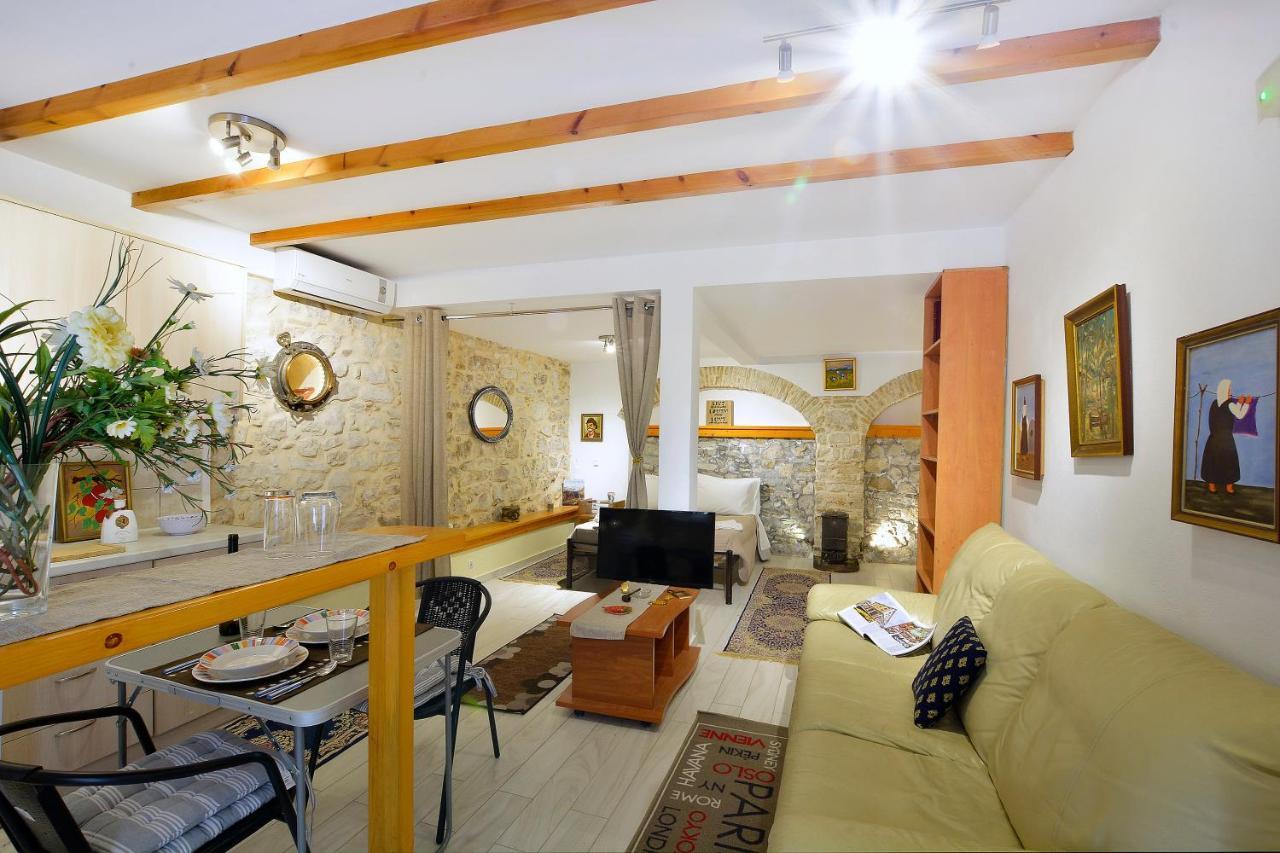 Studio In Corfu Town Buitenkant foto